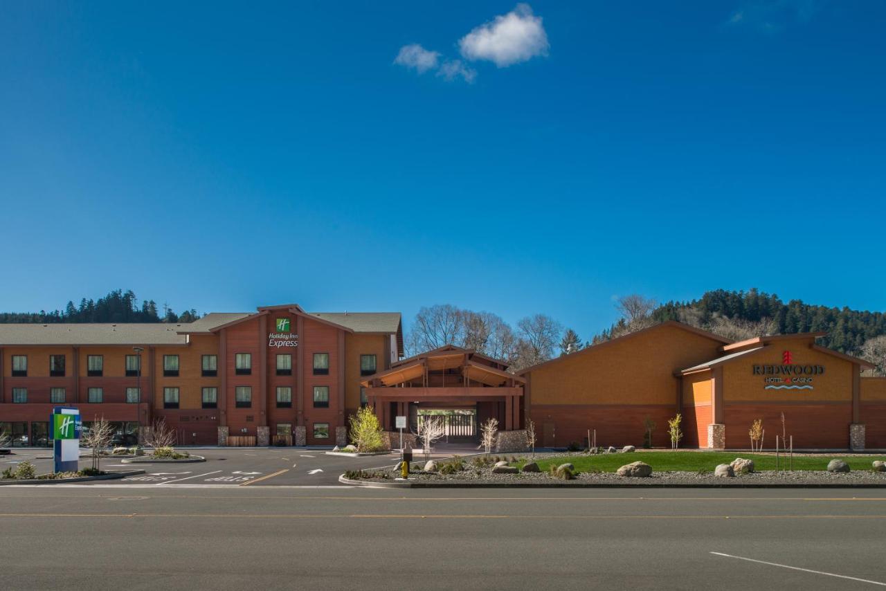 Holiday Inn Express Redwood National Park By Ihg Klamath Exterior foto