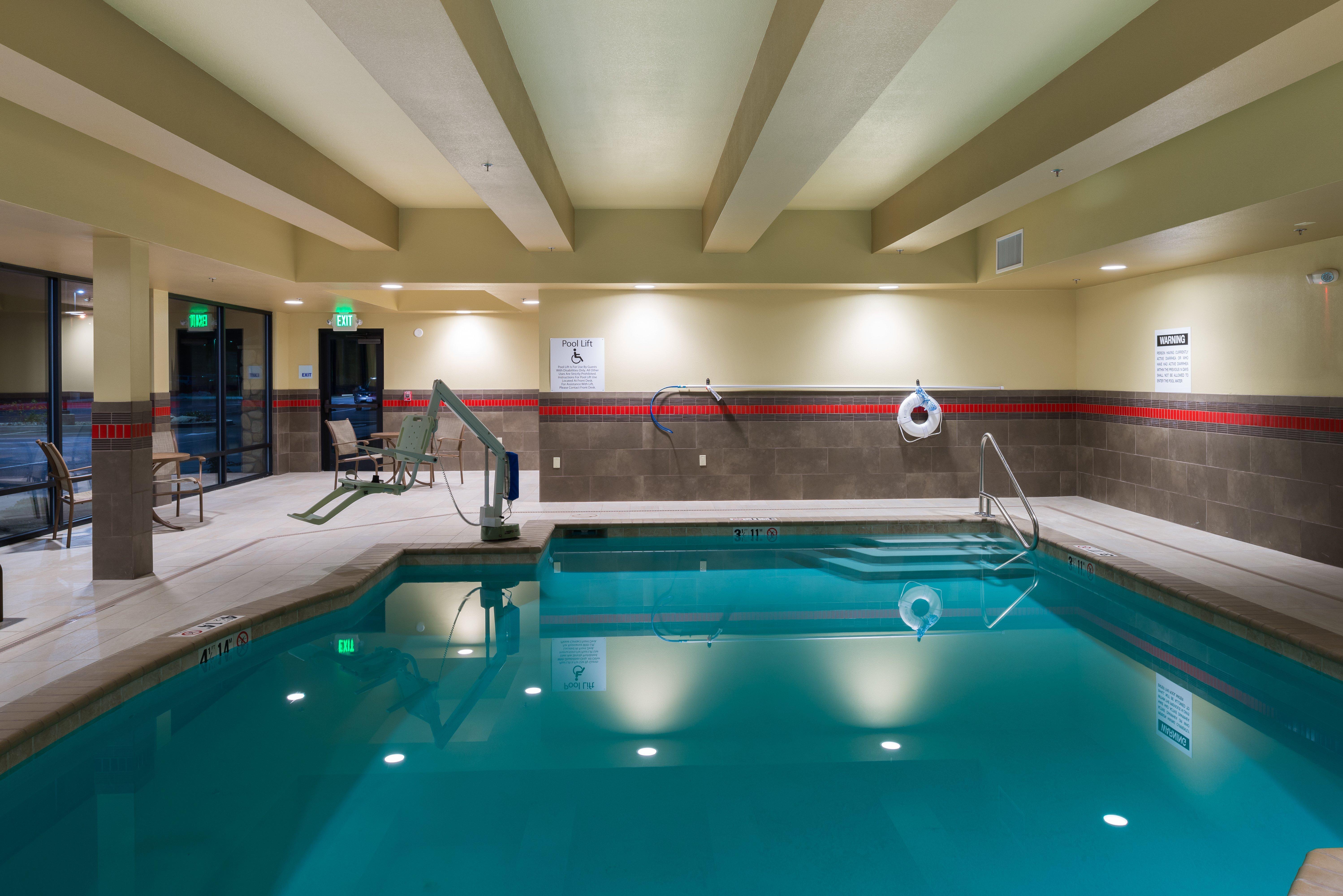 Holiday Inn Express Redwood National Park By Ihg Klamath Exterior foto