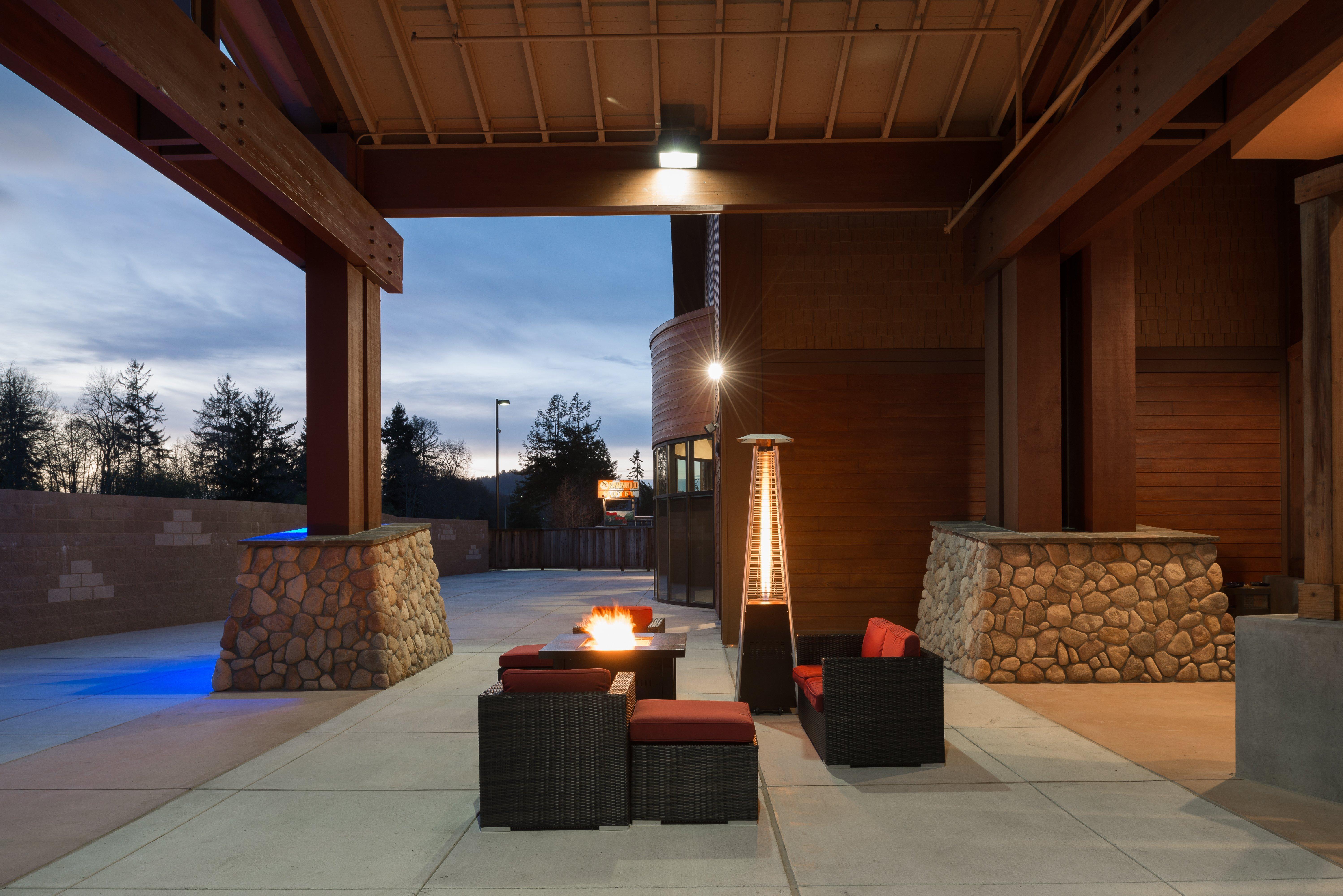 Holiday Inn Express Redwood National Park By Ihg Klamath Exterior foto
