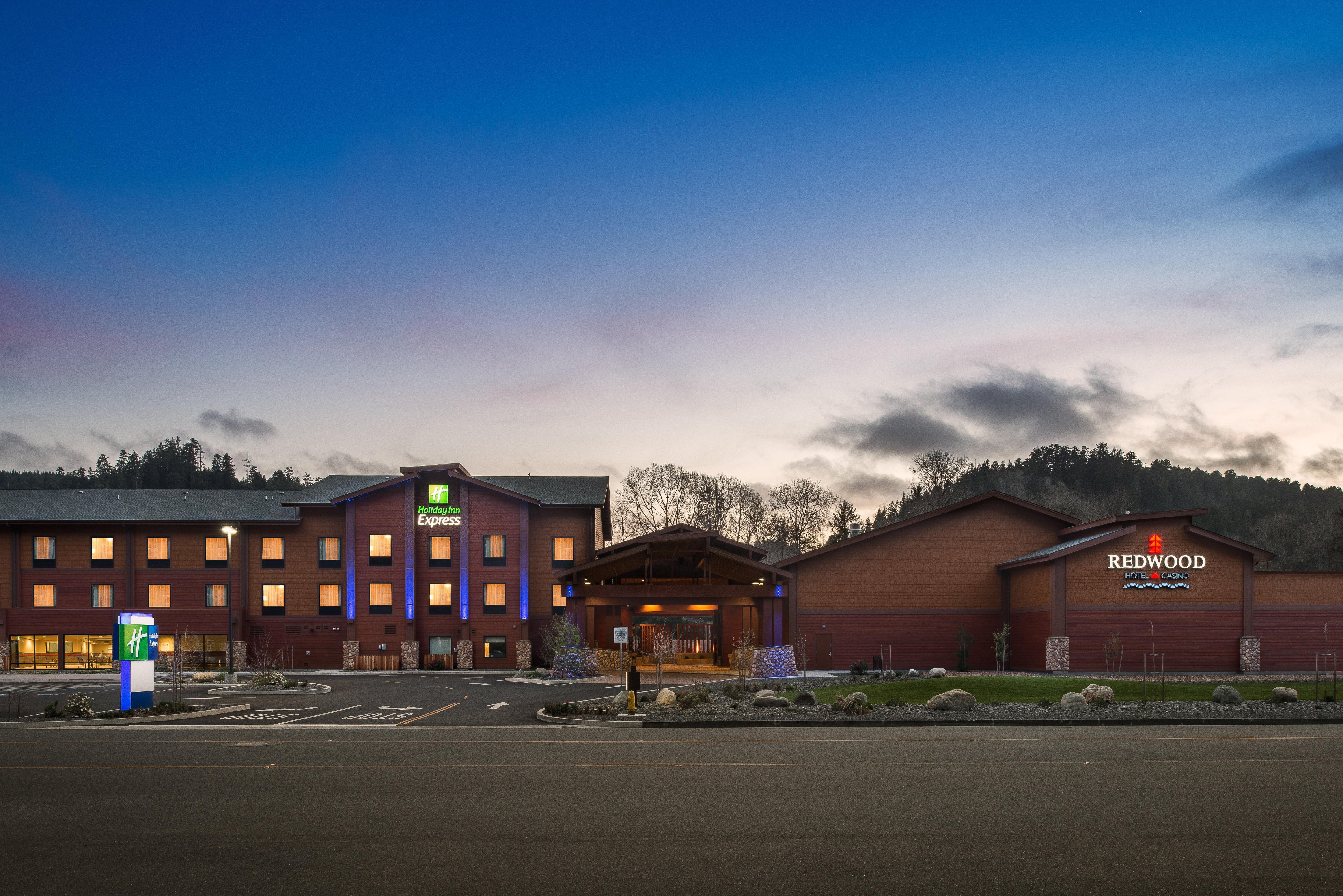Holiday Inn Express Redwood National Park By Ihg Klamath Exterior foto