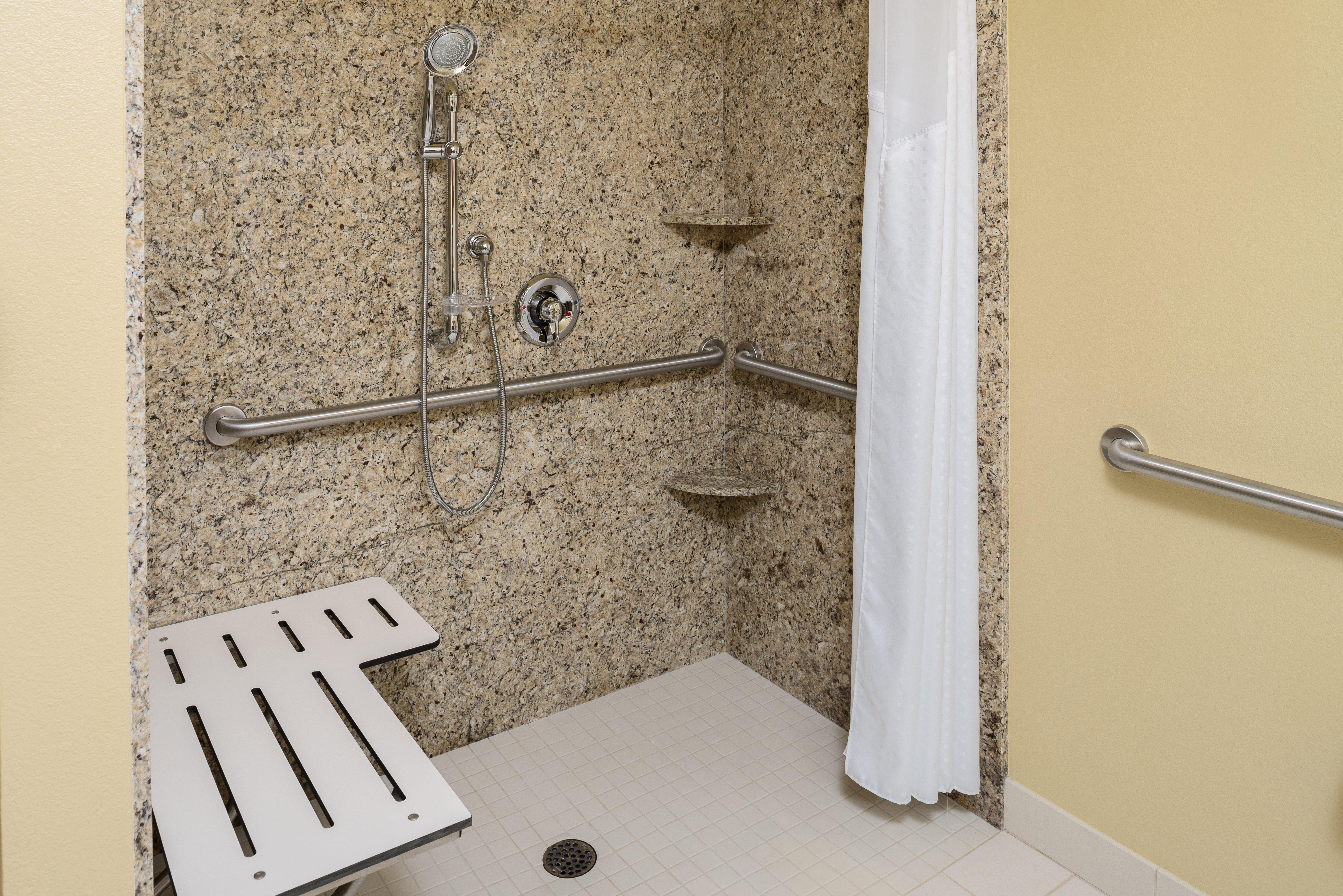 Holiday Inn Express Redwood National Park By Ihg Klamath Exterior foto